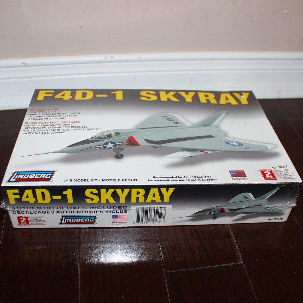 3/$88❤️new sealed F4D-1 SKYRAY plastic model kit 1:48 Lindberg No.70212 Navy